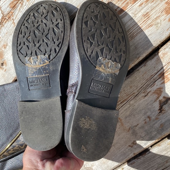 Kids Michael Kors boots. Worn once. - Picture 4 of 6